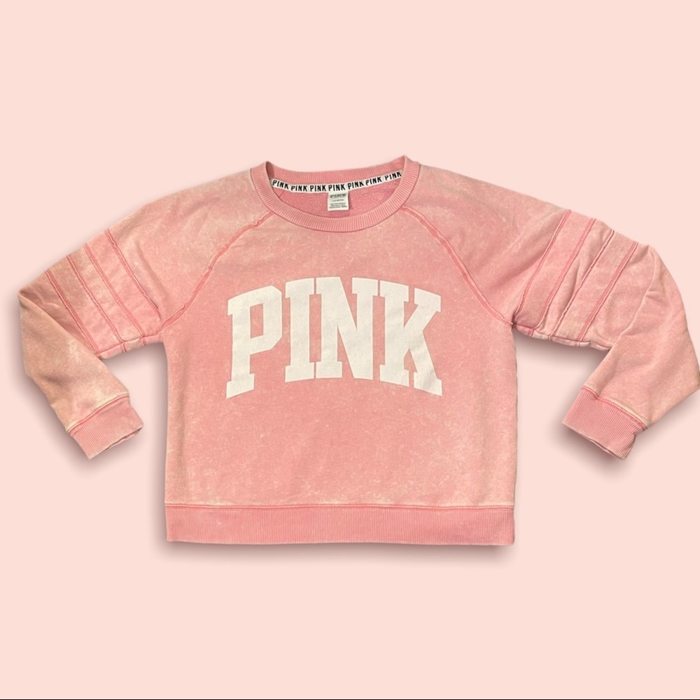 ❌❌SOLD❌❌VS Pink Varsity Crew - Large
